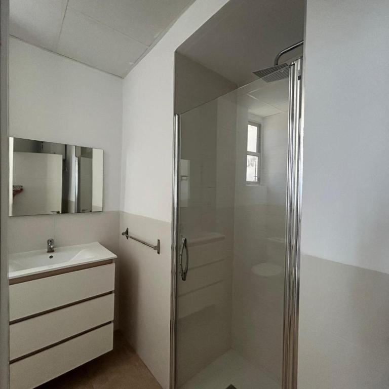 Amazinn Places Valencia Marina Real - Superior Apartment - 50