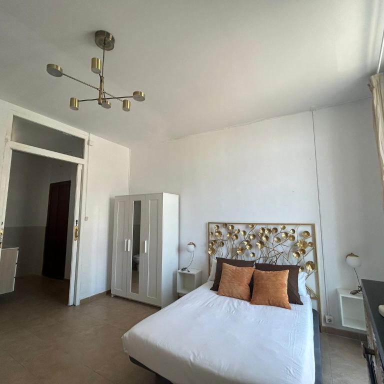 Amazinn Places Valencia Marina Real - Superior Apartment - 12