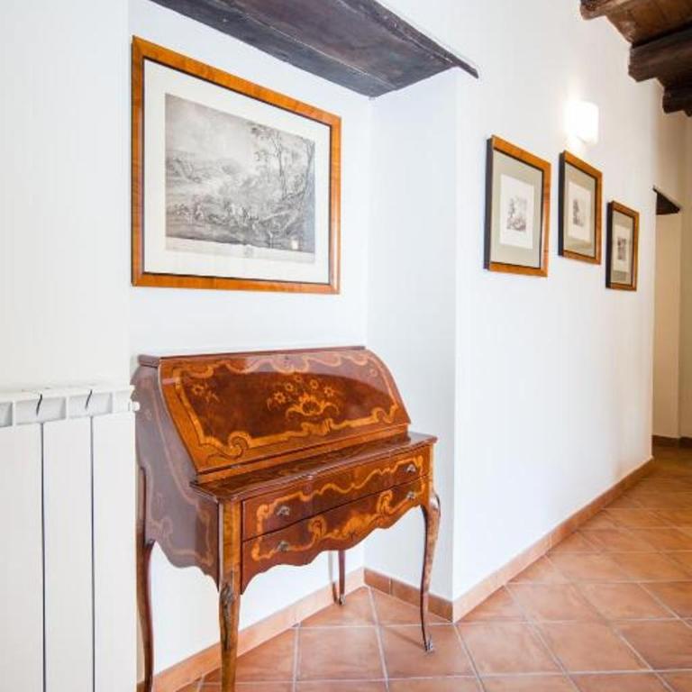 Palazzo Marigliano - Appartamento con 2 Camere da Letto - 6