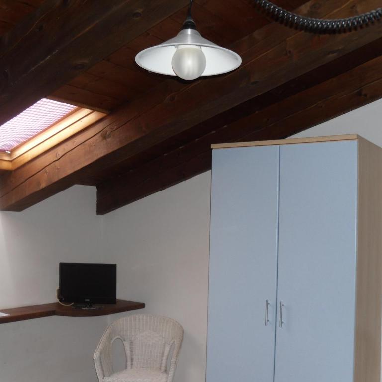 Agriturismo Le Giare - Camera Matrimoniale con Bagno Privato - 1