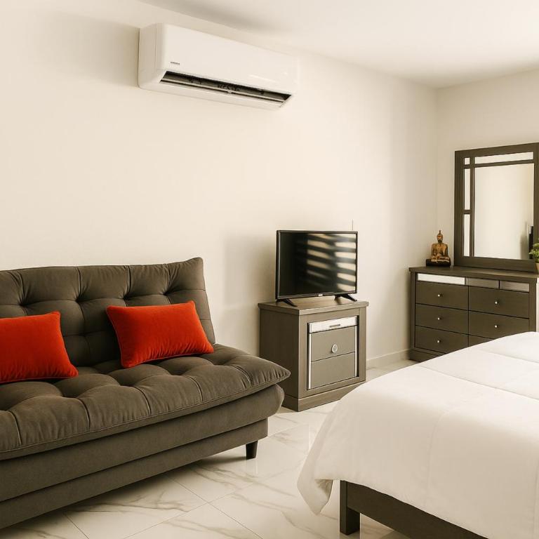 Sunset Suites Mazatlán at Lomas de Mazatlán - Family Suite - 8