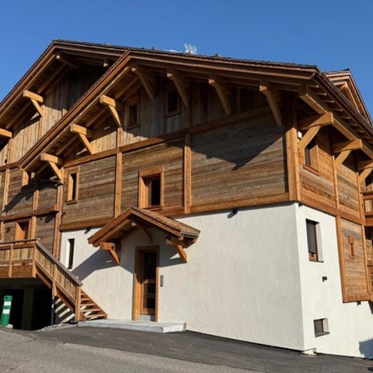 Bel appartement montagnard 3 chambres pour 6 avec parking au centre de La Clusaz - FR-1-459-245 - Apartamento - 4