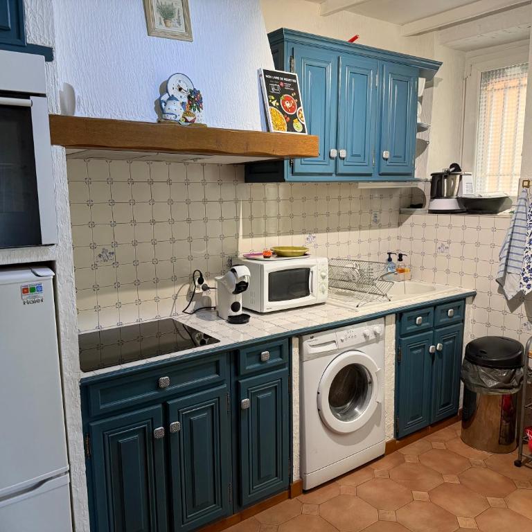 Joli appartement climatisé bord de mer emplacement idéal - One-Bedroom Apartment - 13