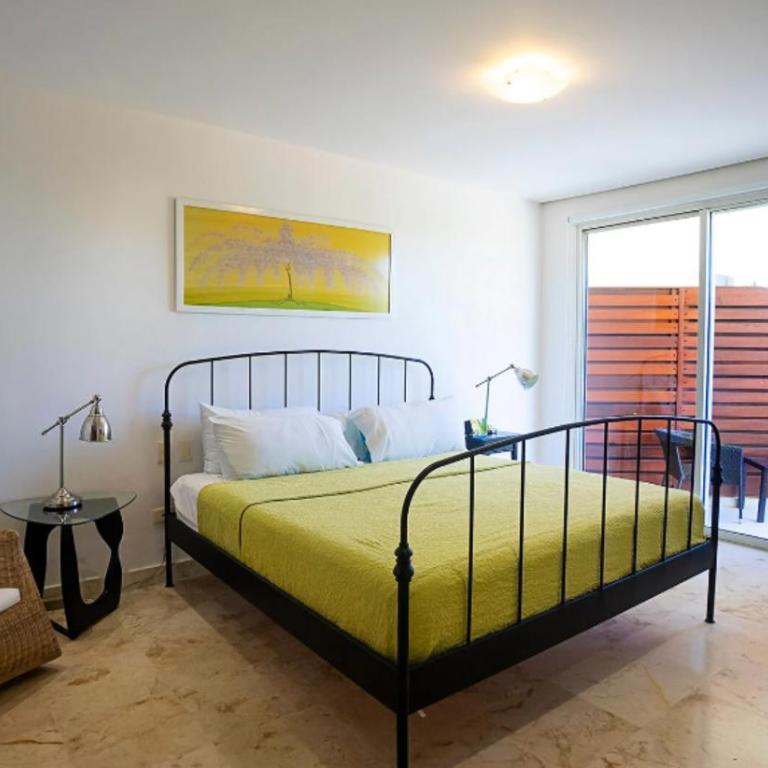 The Elements Beachfront Condos - Two-Bedroom Apartment with Balcony - 14