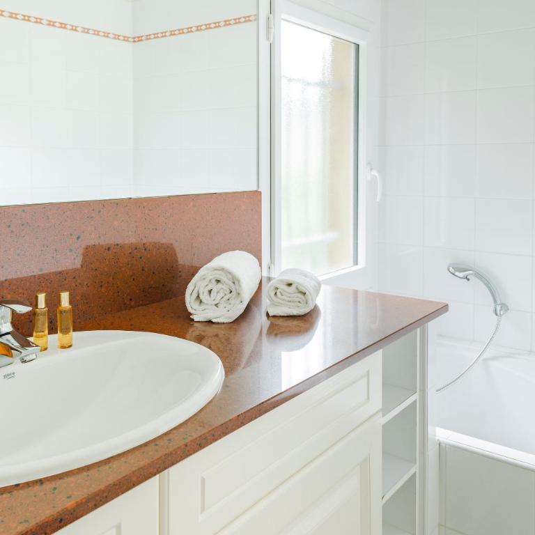 Résidence Lagrange Vacances Villas La Clairière aux Chevreuils - Villa 3 Chambres - 6 Personnes - 20