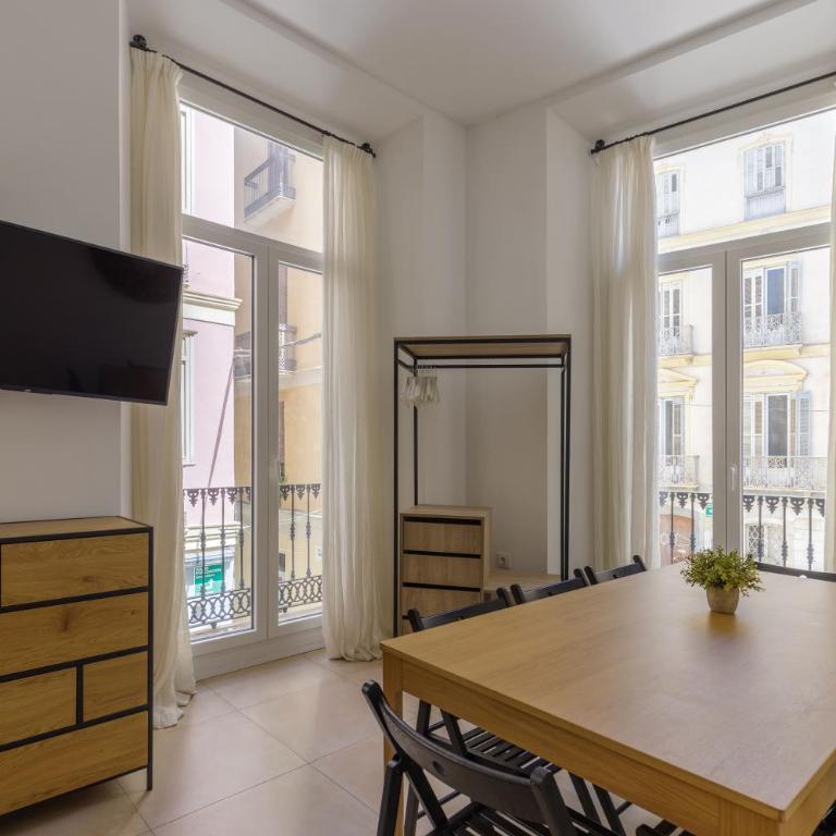 Stay Unique Apartments Plaza del Marqués - Three-Bedroom Apartment with Balcony - 5