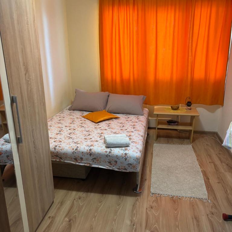 Apartman Sonib - Apartman sa 2 Spavaće Sobe i Balkonom - 5