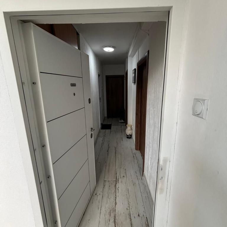 Apartman Sonib - Apartman sa 2 Spavaće Sobe i Balkonom - 9