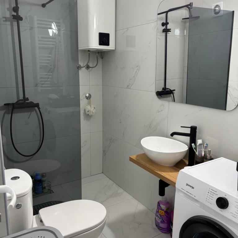 Apartman Sonib - Apartman sa 2 Spavaće Sobe i Balkonom - 8