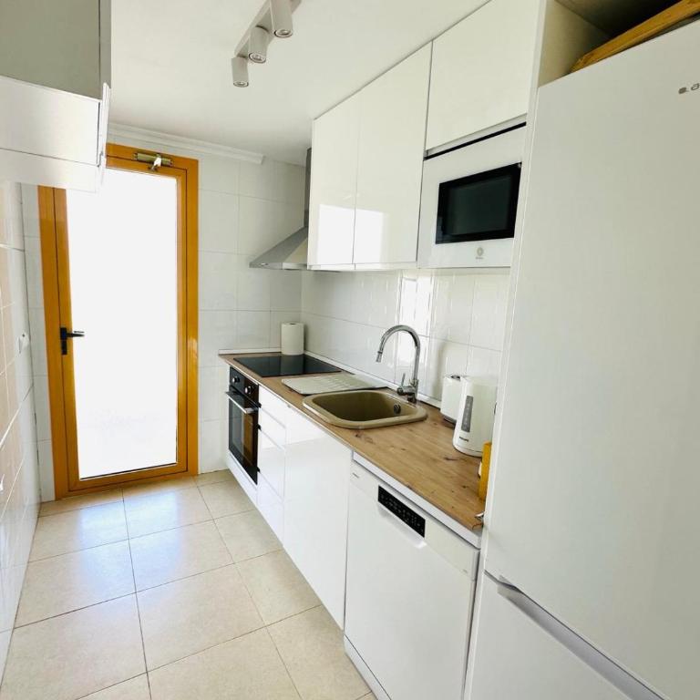 Flamenco Ambar Luxury Apartment 15 Planta - Apartamento de 2 dormitorios - 50