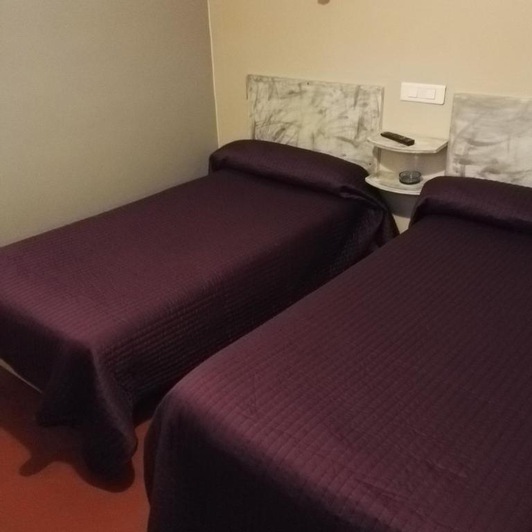 Le Chemin Neuf - Zweibettzimmer mit Gemeinschafts-WC - 3