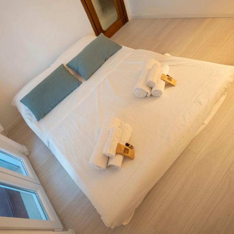 15 min From Old Town & Train Station WiFi 5 Star - Appartamento con 2 Camere da Letto - 18