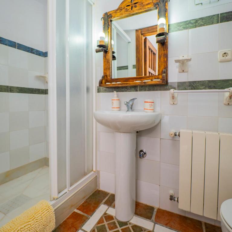 Tu Villa Rural Olivo 3 Dormitorios Piscina privada - Vacation Home - 44