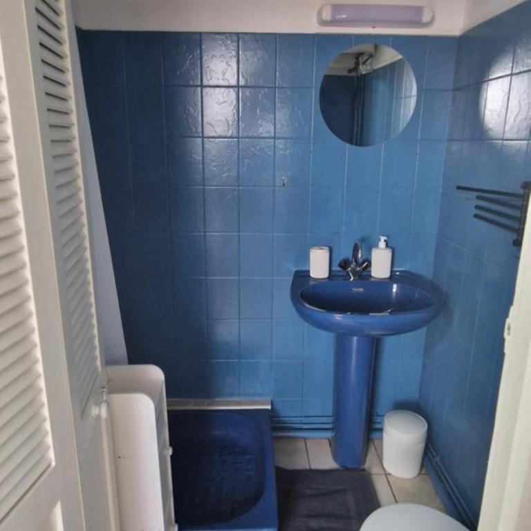 Studio rénové à 70m de la plage - Studio - 4
