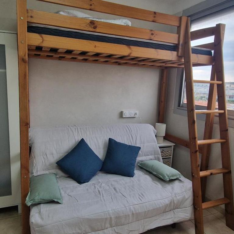 Studio rénové à 70m de la plage - Studio - 5