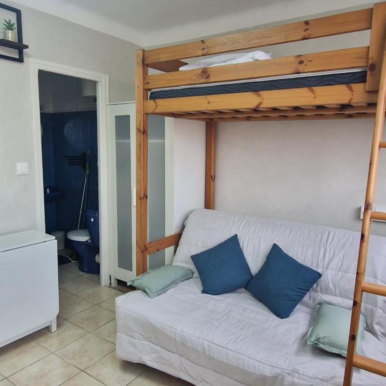 Studio rénové à 70m de la plage - Studio - 6