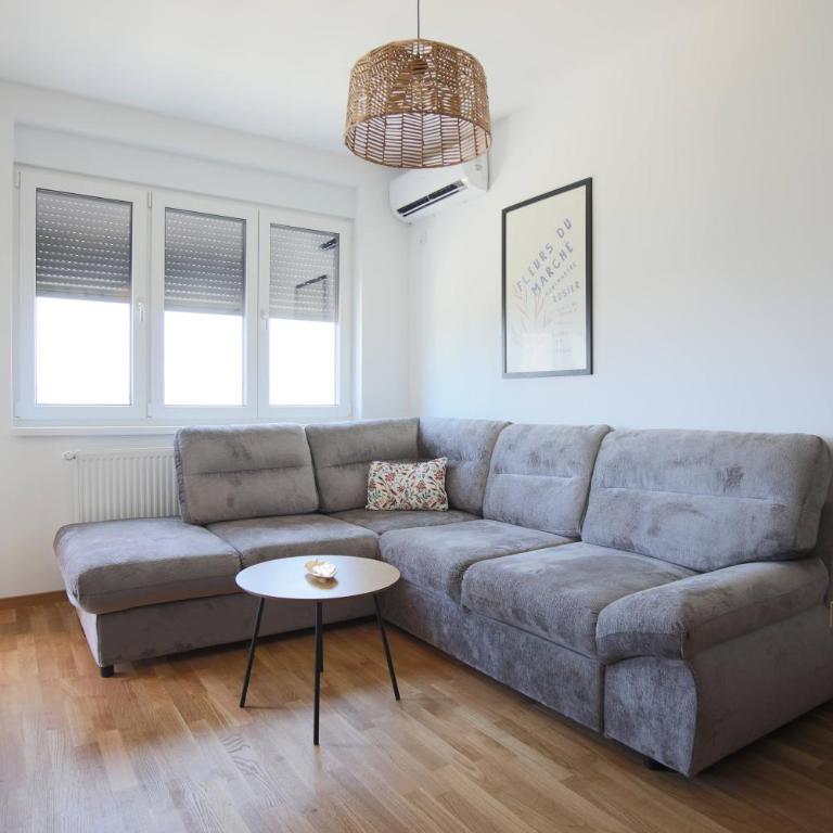Boho KG - Two-Bedroom Apartment - 45
