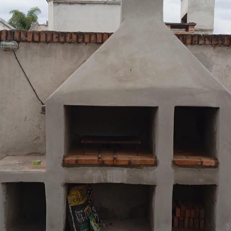 Casa con asador y Garaje a 5 minutos del estadio La Banda Santiago del Estero - Casa de 3 dormitorios - 18