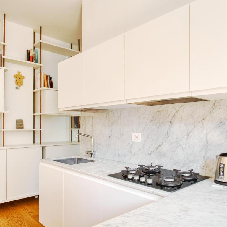 Just Urban Stays - 1BR Apt with Outdoor Space - 10 min Duomo by Tram - Appartamento con 1 Camera da Letto - 17