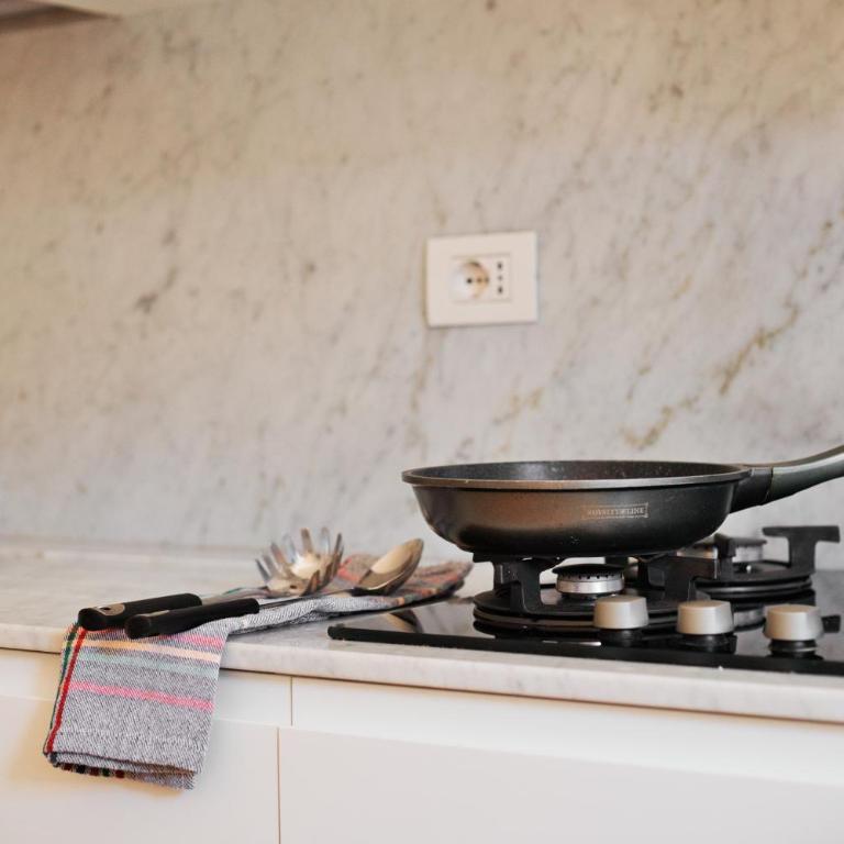 Just Urban Stays - 1BR Apt with Outdoor Space - 10 min Duomo by Tram - Appartamento con 1 Camera da Letto - 24