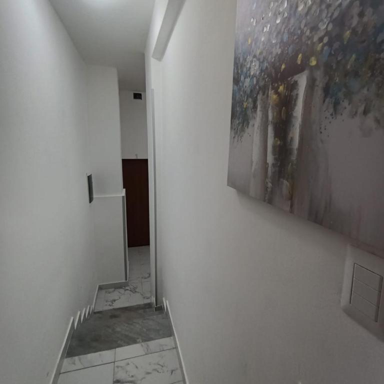Marilissa Home - Double Room with Private Bathroom - 12