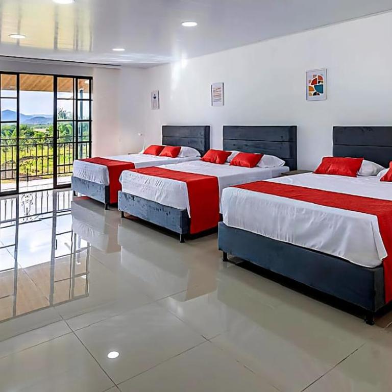 Casa Campestre La Rosita - Family Room - 1