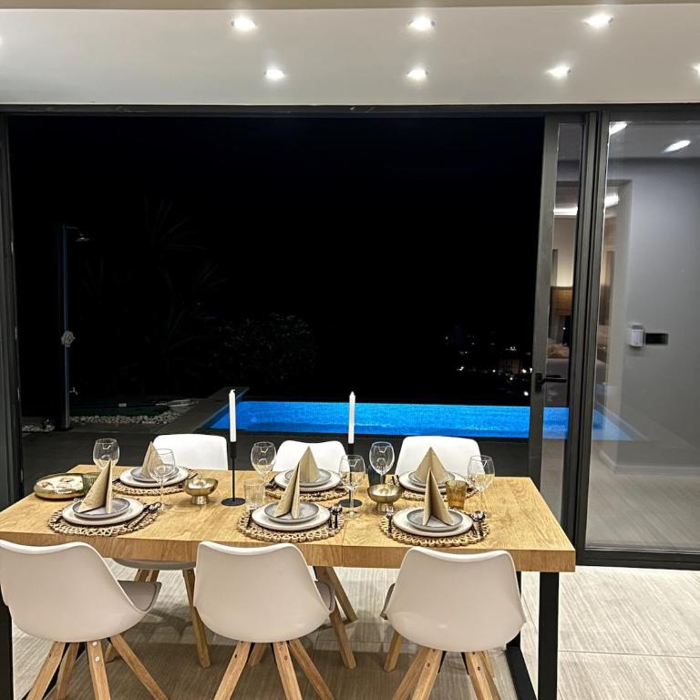 Villa Amistad in Fuengirola with private pool and sea views - Villa - 17