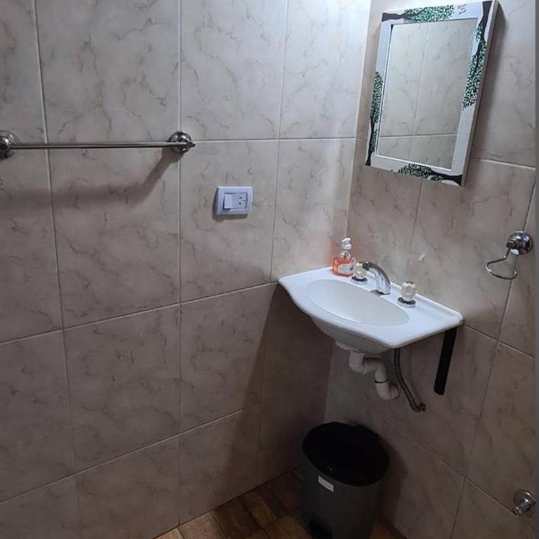 Temporario Terminal Bahia Blanca - Habitación Doble con baño privado - 6