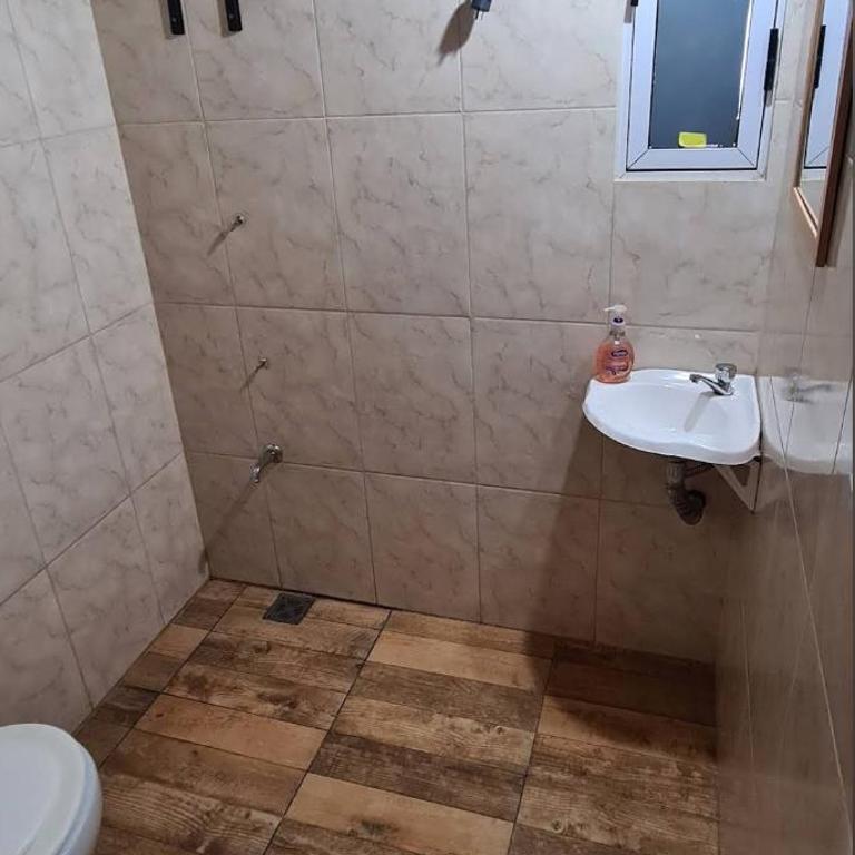 Temporario Terminal Bahia Blanca - Habitación Doble con baño privado - 6