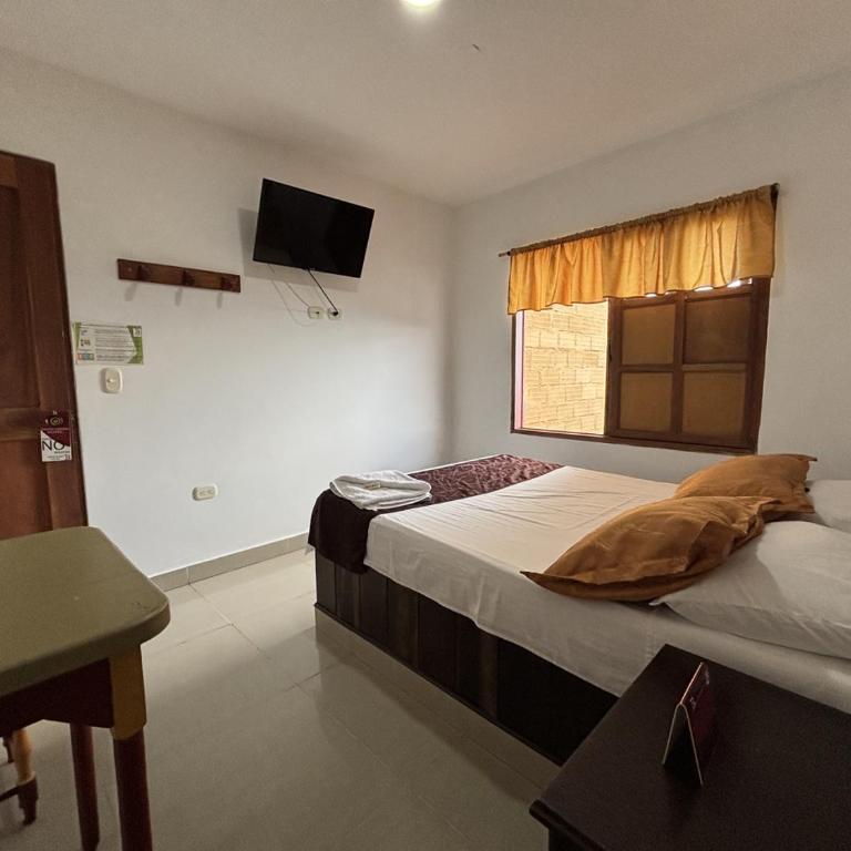 Hotel Balcon Tamesino - Habitación Doble - 2