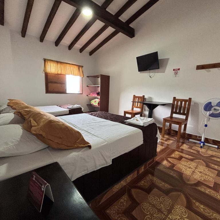 Hotel Balcon Tamesino - Habitación Triple - 3