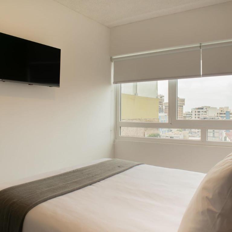 Striking 1BR in Miraflores - Apartment - 17