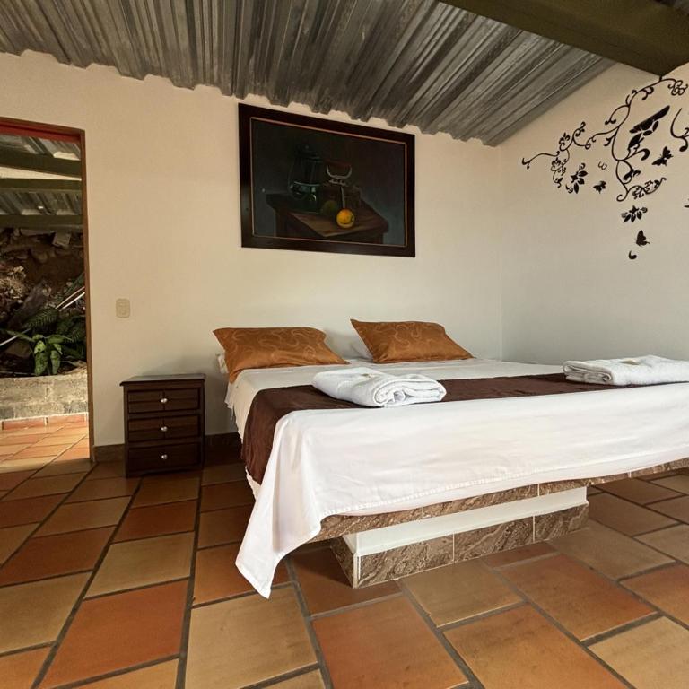 Hotel Balcon Tamesino - Estudio con bañera de hidromasaje - 10