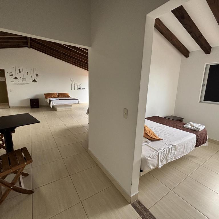 Hotel Balcon Tamesino - Habitación Familiar Deluxe - 6