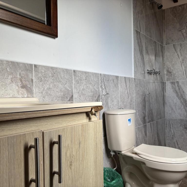 Hotel Balcon Tamesino - Habitación Familiar Estándar - 5