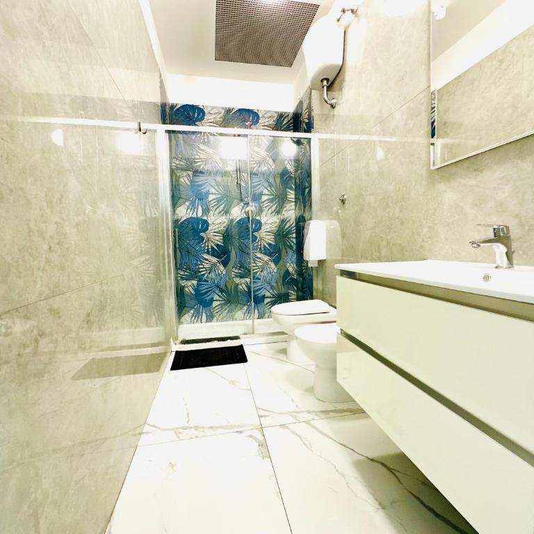 Jupiter Home - Camera Quadrupla con Bagno Privato - 2