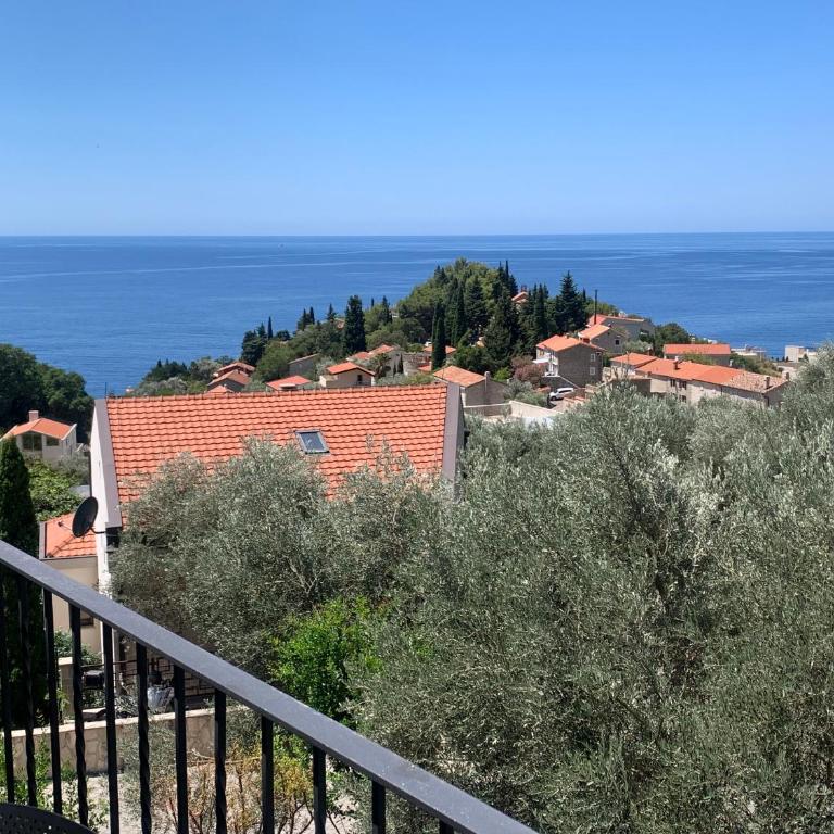 REZEVICI BOUTIQUE VILLA - Apartment with Sea View - 1
