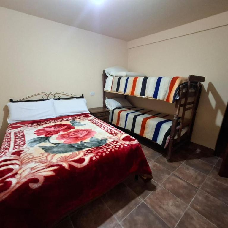 Hostal El Zorrito - Habitación cuádruple - 1
