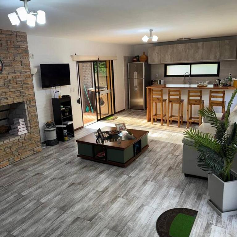 Casa con piscina en Bella Vista - Apartamento de 3 dormitorios - 2