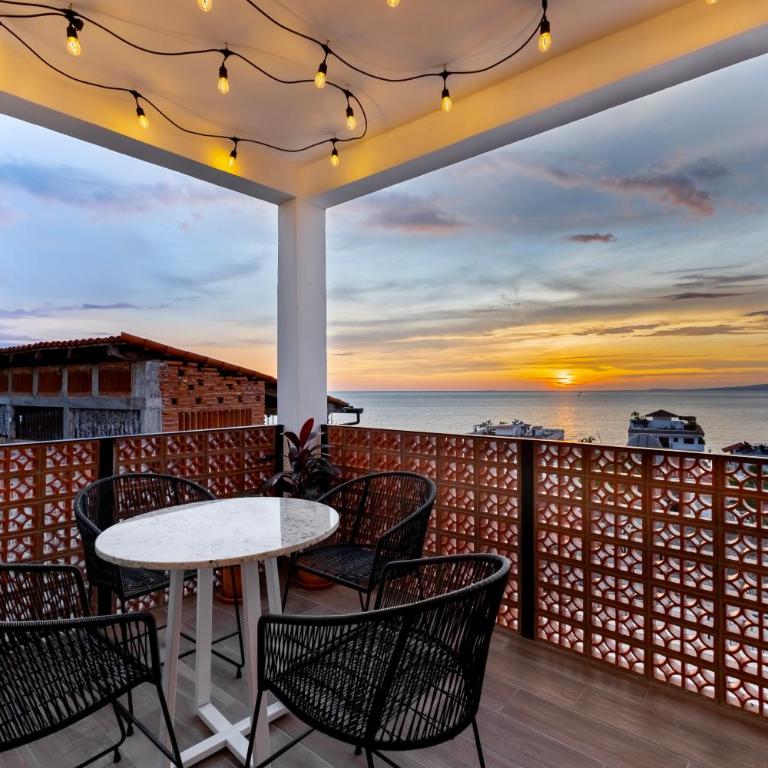 Raices Nomadas Boutique Hotel Vallarta - Deluxe Suite with Sea View - 8