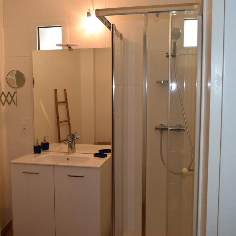 Maison 3 étoiles au centre des Sables d'Olonne avec accès plage, Wifi et garage - FR-1-197-519 - Holiday Home (8 Adults) - 32