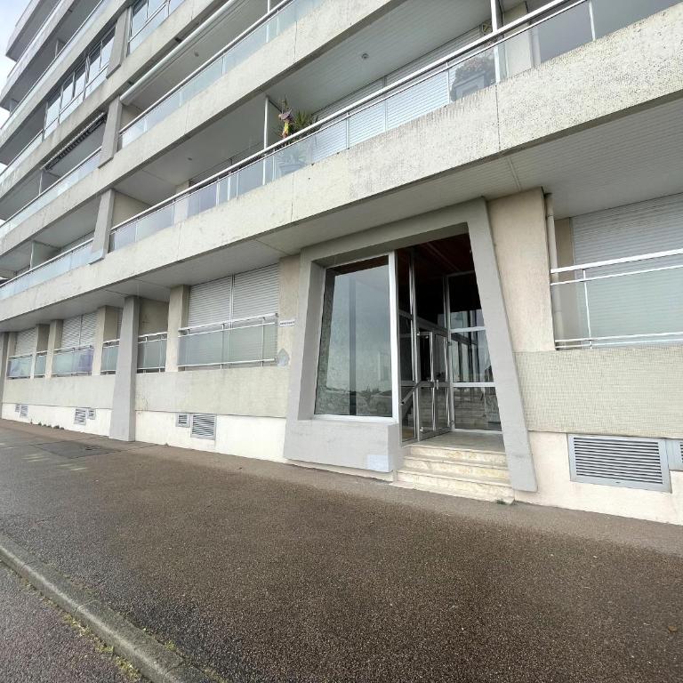 Appartement vue mer avec balcon, parking privé, aux Sables-d'Olonne - FR-1-92-943 - Appartement - 12
