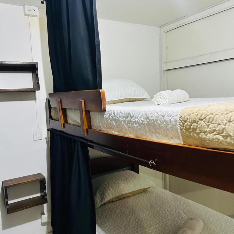 Casa Almanik Hostel - Bed in 4-Bed Dormitory Room - 2
