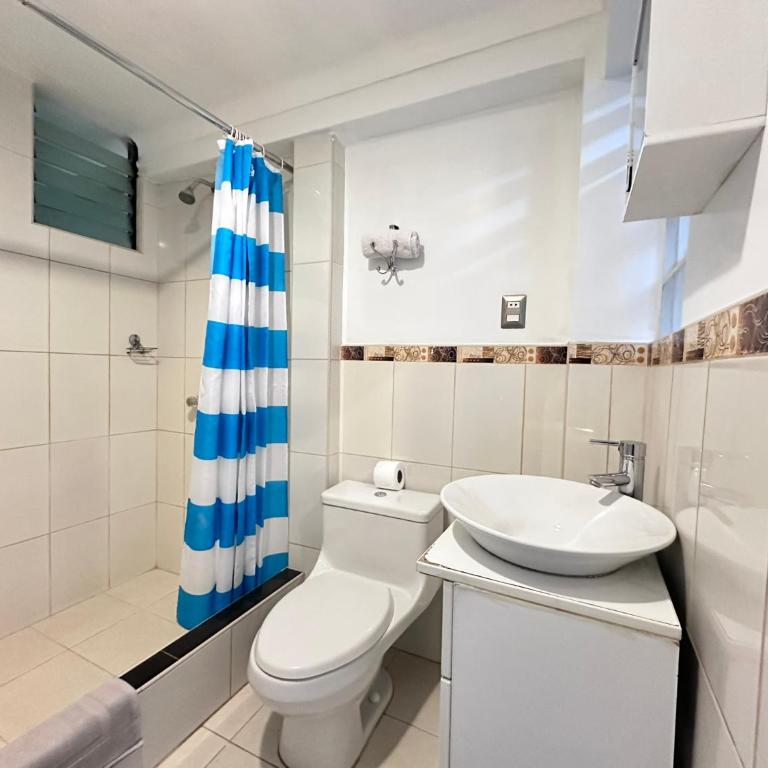 Libertrek - Habitación Doble con baño privado - 2