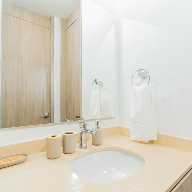 New luxury oceanfront apartment in the Colombian Caribbean, Floor 21 Santa Marta - Two-Bedroom Apartment - 12