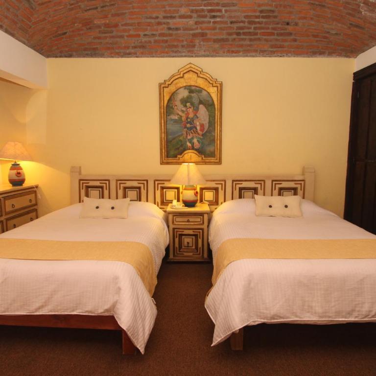 Hosteria del Frayle - Double Room with Two Double Beds - 1
