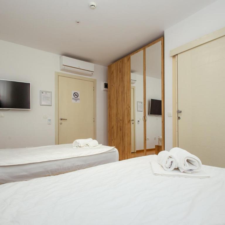 Hotel PIO - Dvokrevetna Soba sa Zasebnim Krevetom i Sopstvenim Kupatilom - 3
