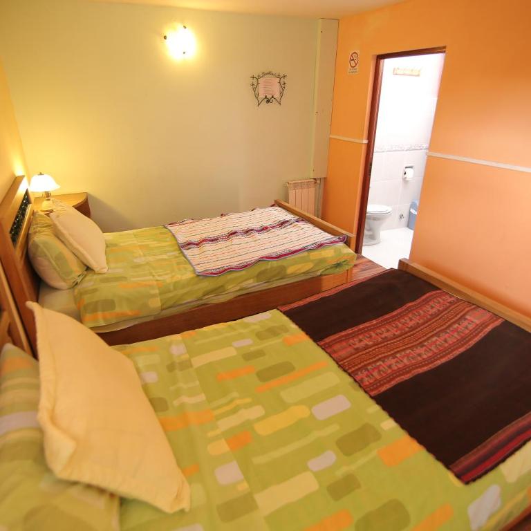 Casa Verde Hostal - Twin Room with Private Bathroom - 3