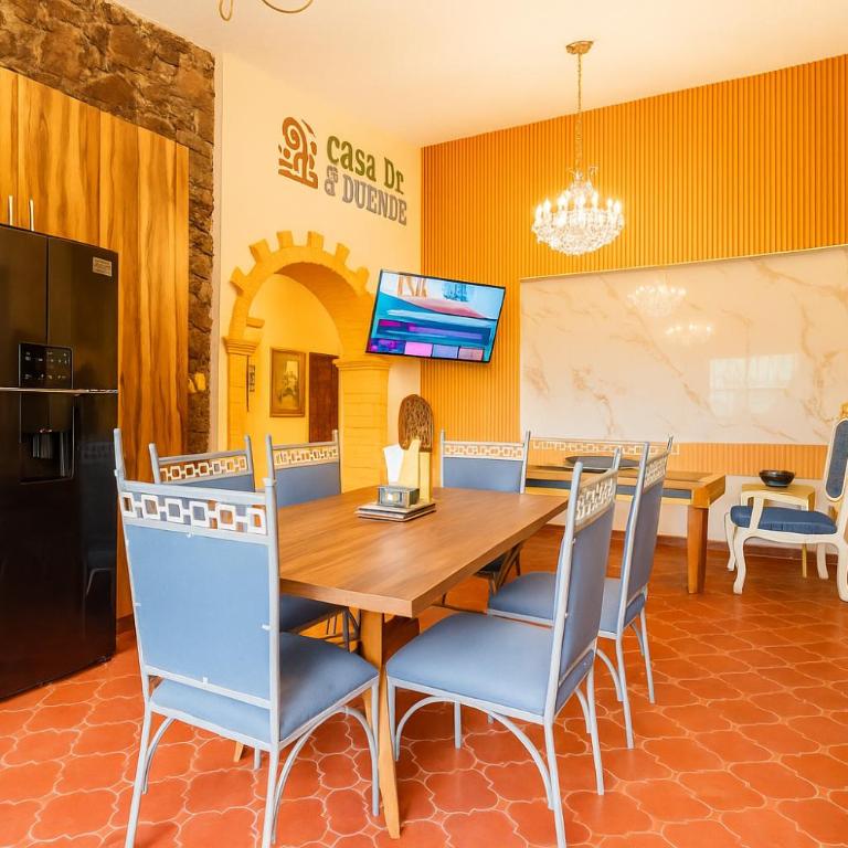 Casa de Piedra a 650 metros del Hotel Rosewood - Two-Bedroom House - 1