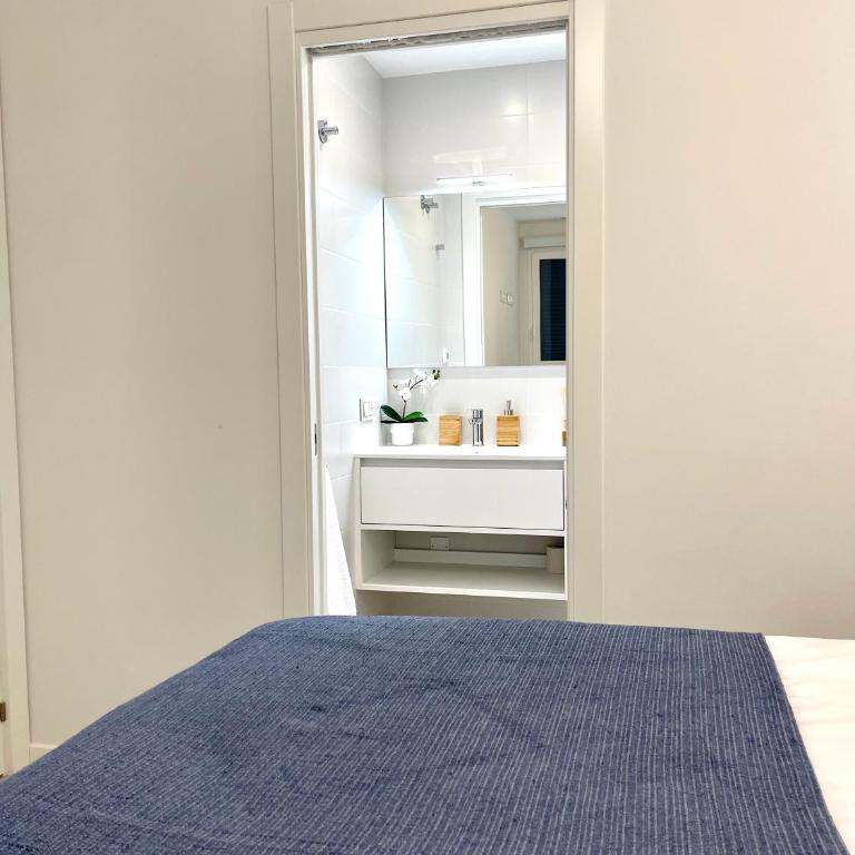 Luxury Apartment Turquesa Del Mar - Two-Bedroom Apartment - 32